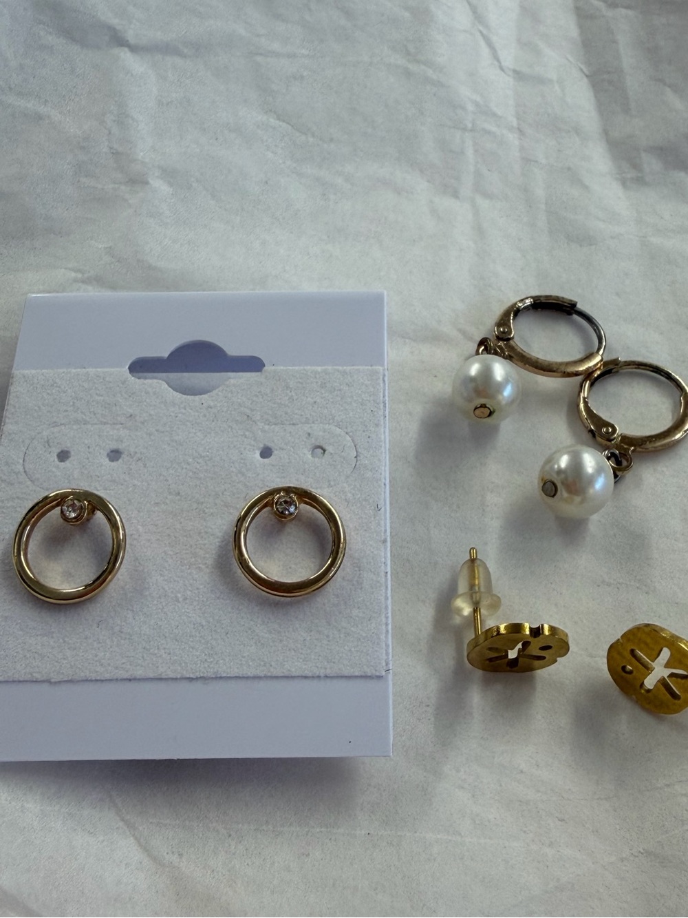 Gold Hoop Circle Stud w Clear Crystal, Hoop with Pearls Starfish Stud Earrings.